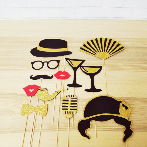 roaring-twenties-photo-booth-props-partyatyourdoor