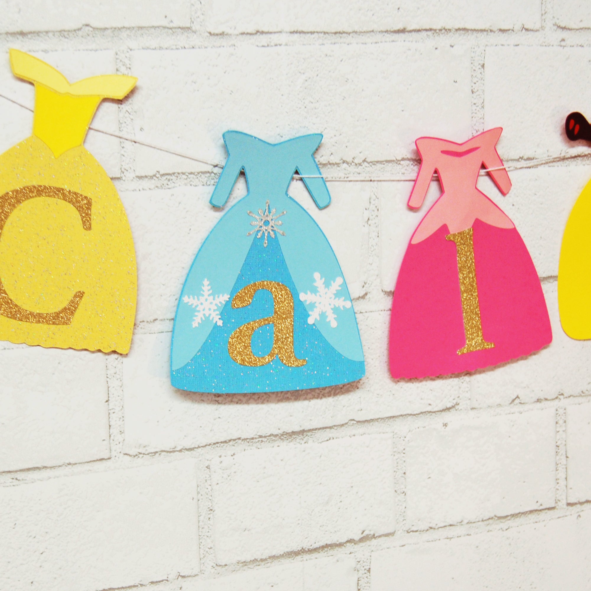 disney princess dress svg Clothes for Princesses..free svgs