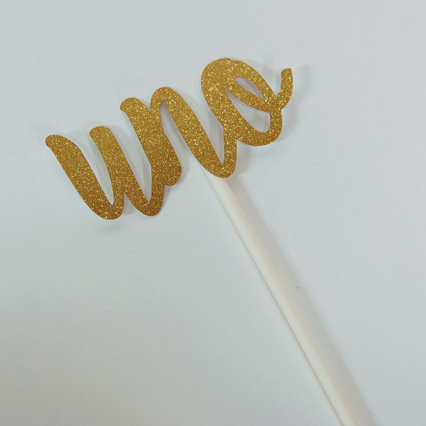 "Uno" Cupcake Toppers